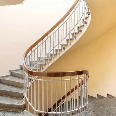 Апартаменти Dream Of Light And The Door Торремолінос