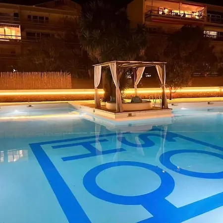 Dream Of Light And The Door Apartamento Torremolinos