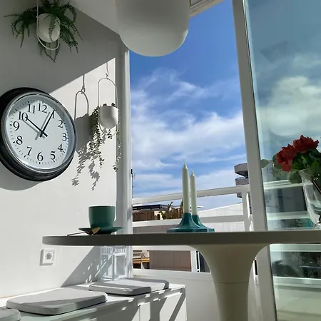 Dream Of Light And The Door Apartment