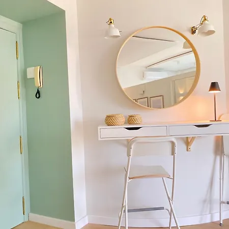 Apartment Dream Of Light And The Door *