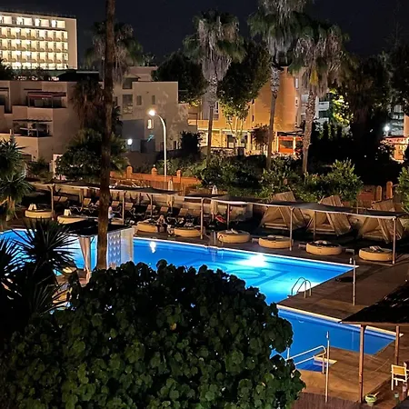 Dream Of Light And The Door Apartament Torremolinos